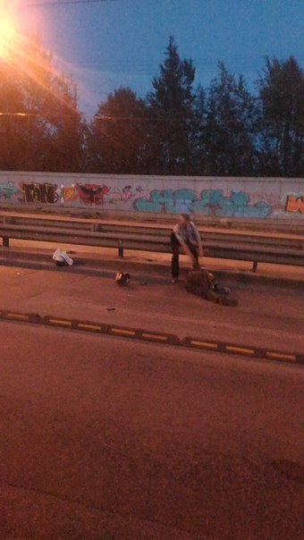 ДТП с мотоциклистом на Ладожской.по ходу не увидел выделенную для общественного ....