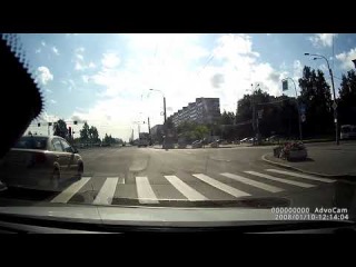 Публикуем видео сегодняшнего ДТП на Суздальском проспекте