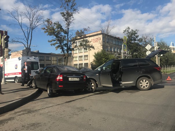 ДТП перекрёсток Говорова и Возрождения