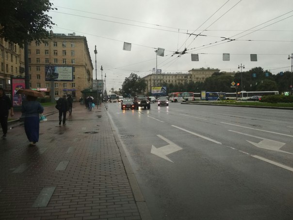 Пр перед. Сергей Белов живет Московский пр. угол Ленинского проспекта.