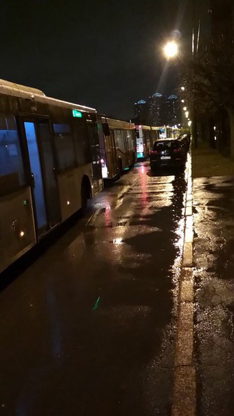 На улице Турку авария с автобусом.