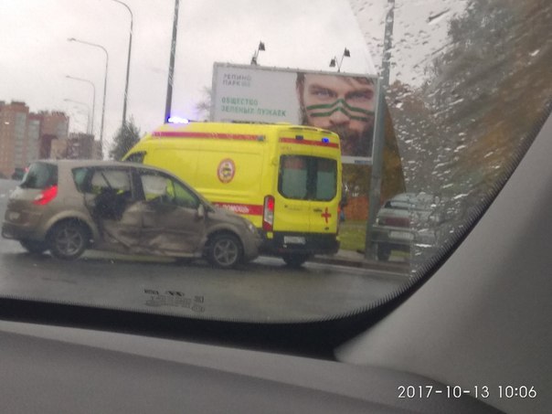 Дтп в Сестрорецке на Приморском шоссе на перекрестке с ул. Мосина