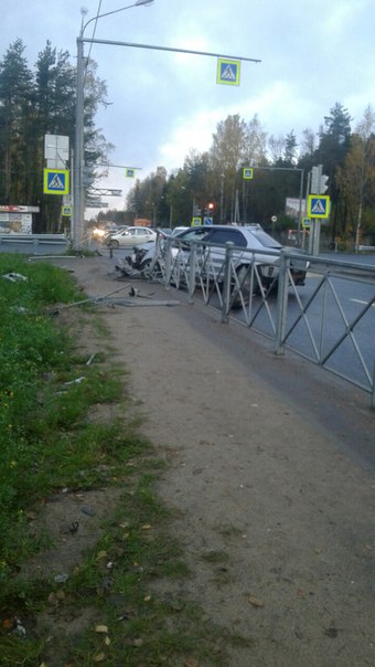Жесткое ДТП на перекрестке Выборгского шоссе с улицой Заречная