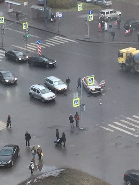 Такист довез только до перекрестка Ленинского проспекта и проспекта Кузнецова
