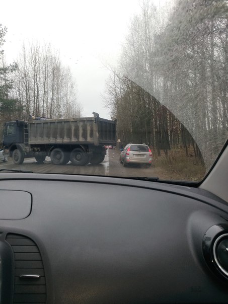 Только что произошло ДТП на трассе 41К-97, между Зеленогорском и пос. Огоньки.