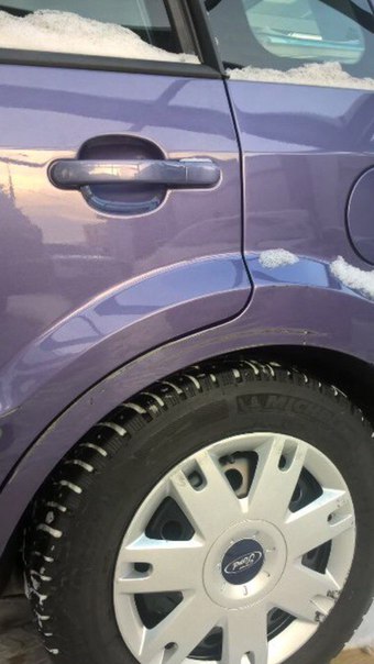 27 ноября с 9.00 до 17.00 в Калининском районе с Арсенальной улицы был угнан автомобиль Ford Fusion ...