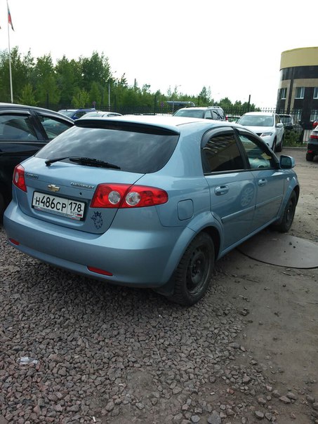 2 ноября со стоянки у метро Академическая был угнан автомобиль Chevrolet Lacetti Hatchback голубого ...