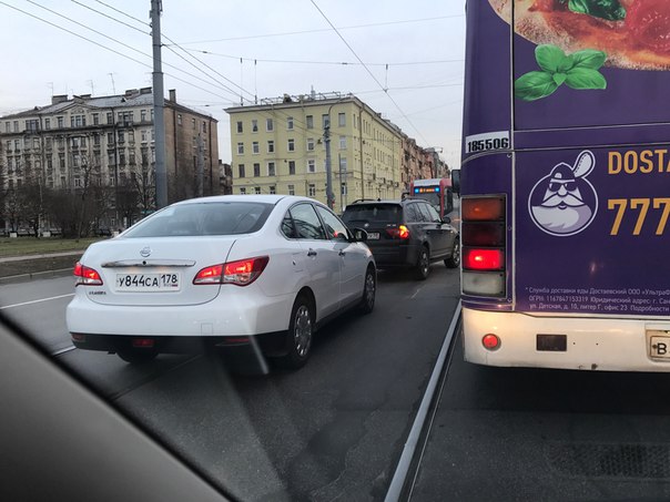 После открытия Тучкова моста, движение по проспекту Добролюбова вернулось в привычное русло по схеме...