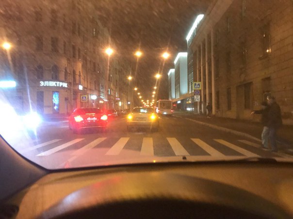 Mazda въехала в ford на Большом Сампсониевском у Выборгской улицы