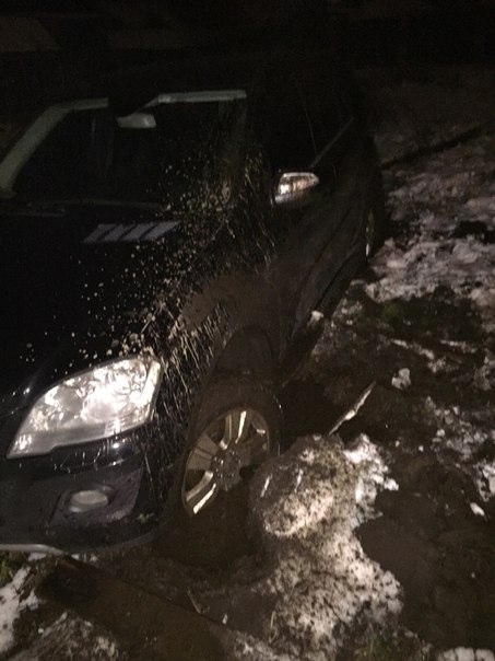 Помогите, застрял на Mercedes ML в Белоострове на улице Кирова.