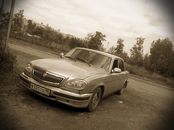 2 декабря с проспекта Ветеранов Угнали автомобиль ВОЛГА ГАЗ 31105 серебристого цвета 2004 года выпус...