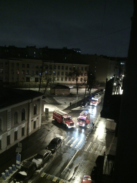 Телефонные хулиганы вызвали пожарных в дом 16-18 по Курляндской,