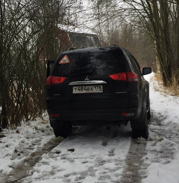16 декабря 2017 года в 10.15. утра с Воронежской улицы был угнан автомобиль Mitsubishi Pajero Sport,...