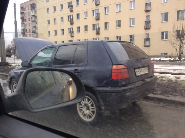 Проспект Обуховской обороны в сторону Рыбацкого.