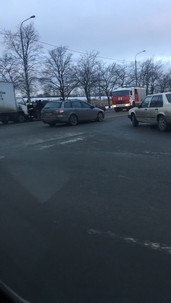 Авария на пересечении Белградской и Турку.