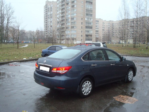 В ночь с 12 на 13 января от дома 25/3 по улице Тамбасова был угнан автомобиль Nissan Almera серо-син...