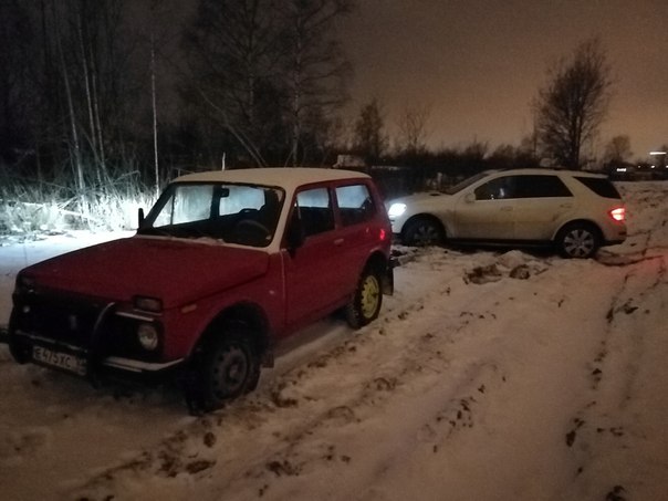 Ребята на внедорожниках очень нужна ваша помощь. Поехала прокатиться на ниве, но на ней отказал бенз...