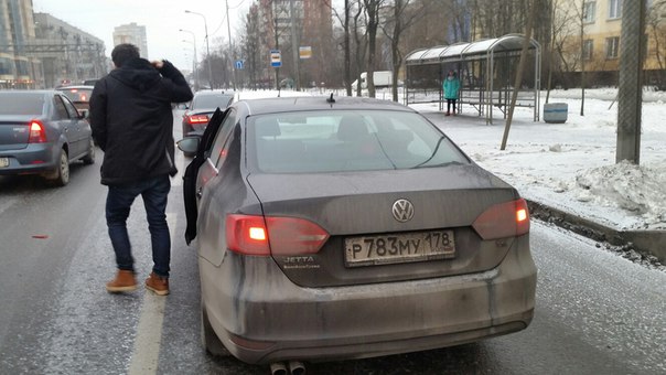 Вот и в меня въехали на Дачном от КАД,