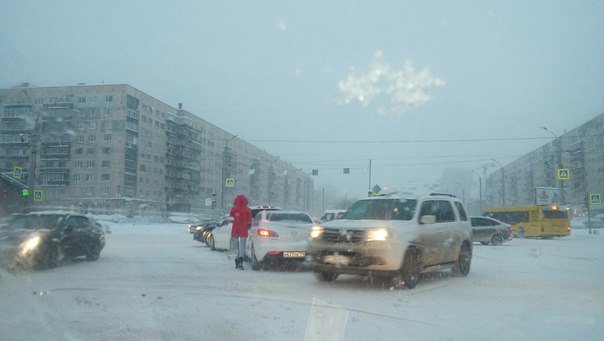 Авария на перекрестке пр. Луначарского и Гражданского проспекта