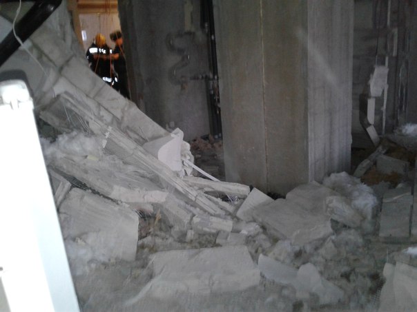 Еще фотографии разрушений в доме 10 по Репищевой улице где произошел взрыв бытового газа при установ...