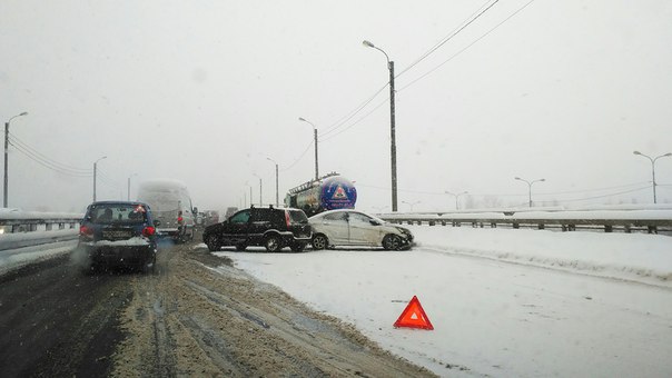 ДТП на Индустриальном, в сторону Шафировского.