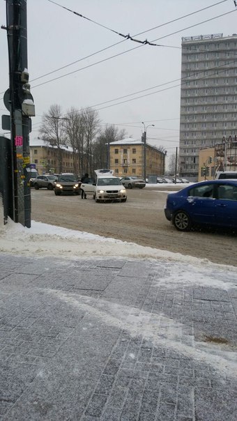 Продолжение, целовашки на Ладожской. Заневский/Энергетиков