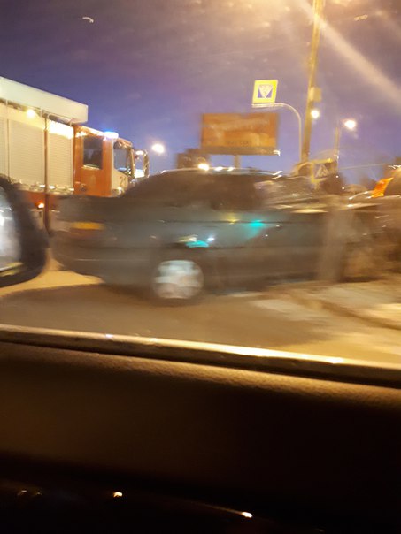 После столкновения на перекрестке Ольги Форш и Проспекта Просвещения , автомобиль отлетел на тротуар...