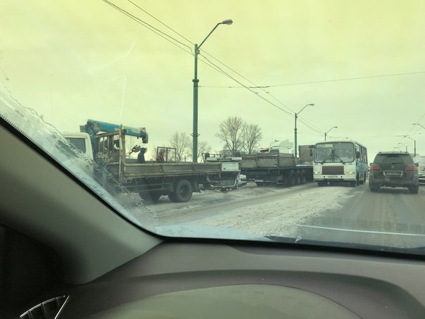 Невский путепровод! Пробка в обе стороны! Все целы. Сортировка в сторону Веселого посёлка.