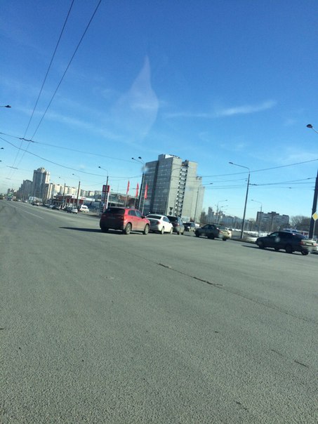 ДТП на перекрёстке Маршала Жукова и кармана Петергофского шоссе (три танкиста три весёлых друга)
