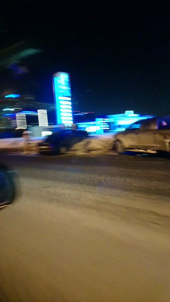 Сильная авария на Пулковском шоссе, пробка небольшая.Уже разъезжаются