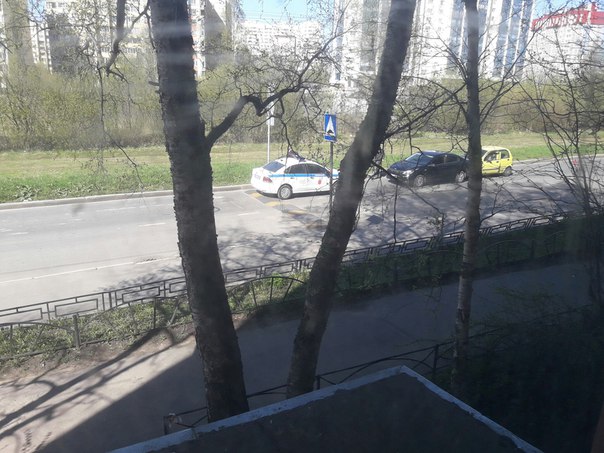 На Новоселов, возле дома 63, желтая ударила Киа Рио. дпс на месте