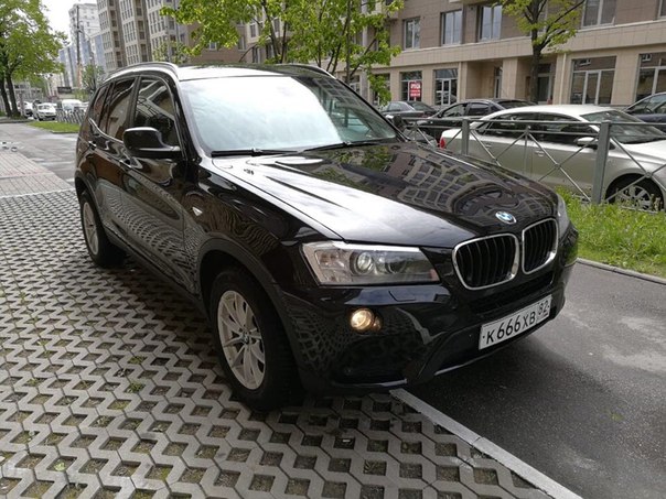 17 мая с 12:30 до 13:00,17.05 с Русановской улицы был угнан автомобиль BMW X3 чёрного цвета 2010 год...