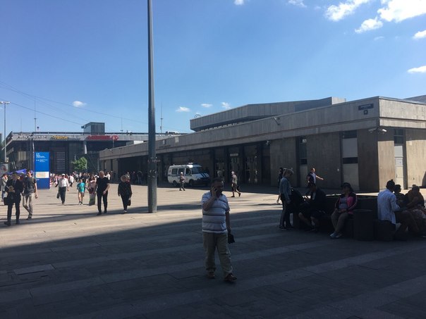 В 11:03 станция Ладожская закрыта из-за бесхозного предмета