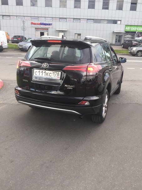 Сегодня с 17.00 до 17.30 От гипермаркета Лента на пр. Луначарского- Выбогское шоссе. был угнан автом...