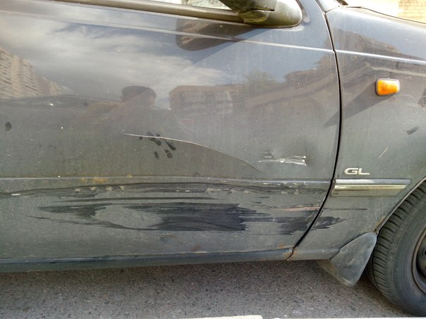 30 мая в 12:30 на Московском проспекте 135 произошла авария автомобиля с мотоциклом,