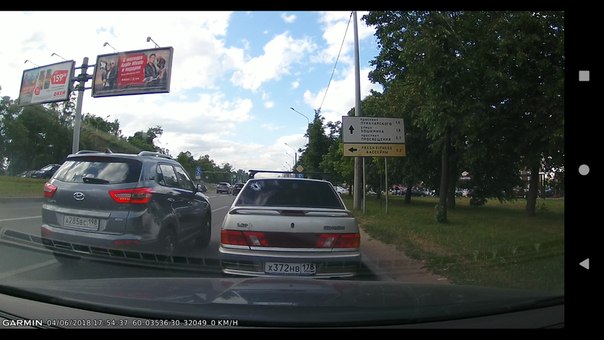 Hyundai Крета серого цвета, притер мне припаркованную машину вдоль Выборгского шоссе напротив Макдона...
