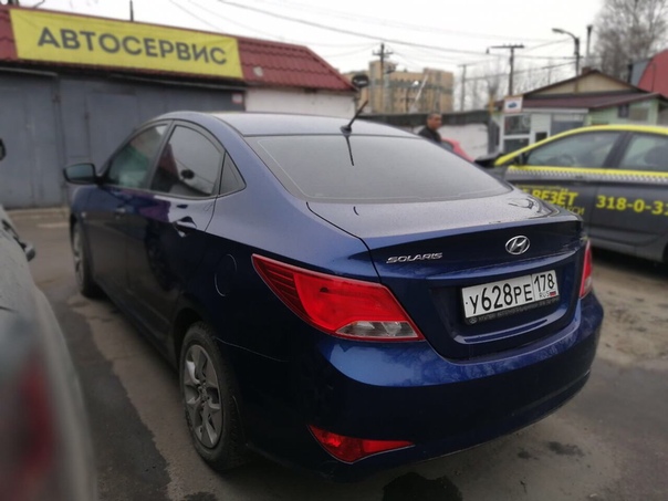 5 июня с Новочеркасского проспекта от дома 36к 1 был угнан автомобиль Hyundai Solaris седан синего ц...