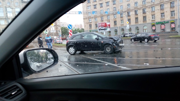 Дтп на Светлановской площади