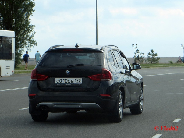 В ночь с 11 по 12 июня с ул. Димитрова от дома 24, был угнан автомобиль BMW X1 чёрного цвета, 2014 г...