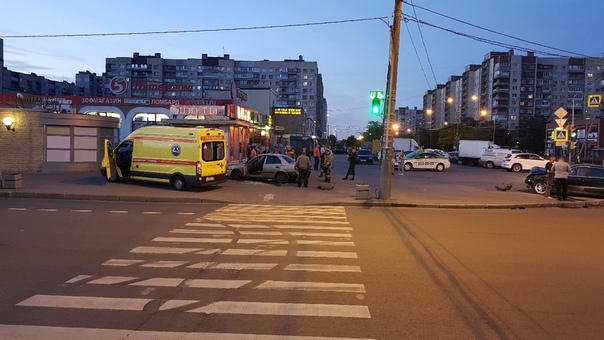 ДТП на перекрестке Олека Дундича и Бухарестской.