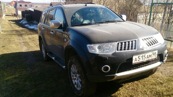 В 22:30 29 июня с пр.Кузнецова был угнан автомобиль Mitsubishi Pajero Sport чёрного цвета , 2010 год...