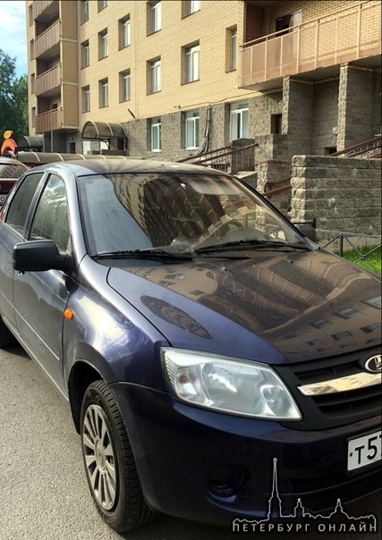 16 июля в от дома 10 по проспекту Народного ополчения был угнан автомобиль Lada Granta 219000 синего...