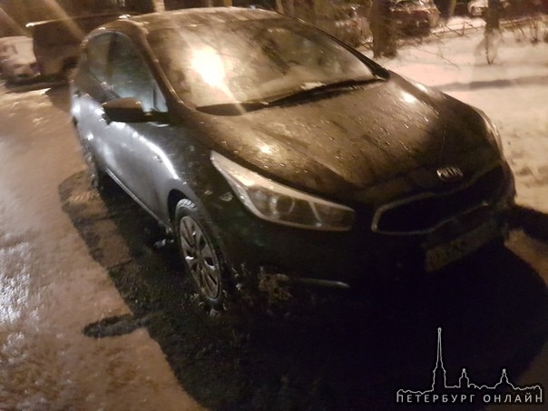 В период с 23 по 26 июля 17:30 с улица Карпинского от дома 22 (Калининский район), был похищен автом...