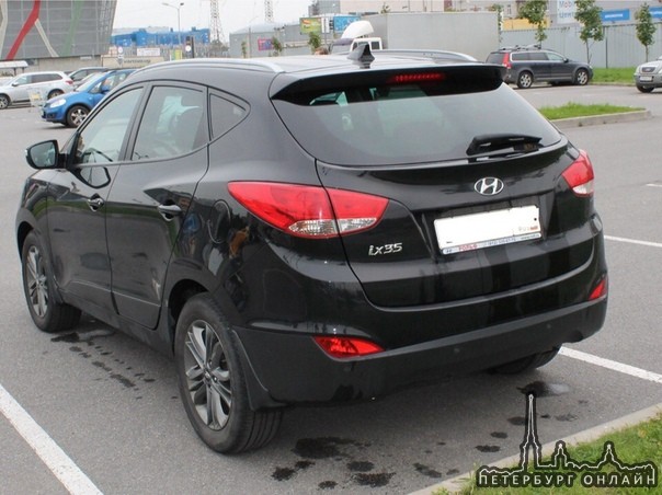 Вечером 10 августа с улицы Савушкина от метро Черная Речка был угнан автомобиль Hyundai IX35 чёрного...