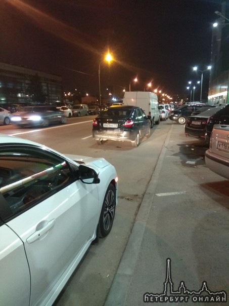 1.09 приблизительно в 21:00 на улице Крыленко д 1к1 стал очевидцем возможной кражи колес с автомобил...