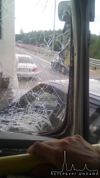 На Мурманском шоссе , пострадавших нет, автобус из МГИ 572