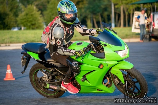 9 сентября около ТЦ Нарвский на Промышленной улице д.6 был угнан мотоцикл Kawasaki Ninja 250 зеленог...