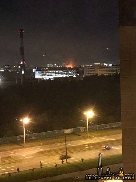 Что то горит в районе площади Александра Невского