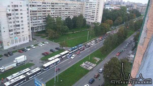 Пр перед. Угол гражданского и Непокоренных. Перекресток Непокоренных и гражданского. Перекресток гражданского пр. и пр. Непокоренных. Институт на пересечении гражданского и Непокоренных в СПБ.