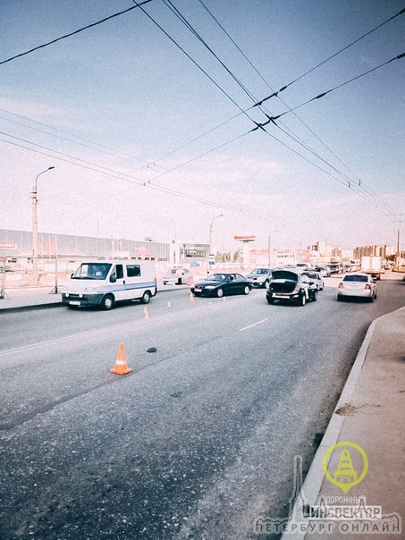 В 14:40 на Богатырском проспекте д.17, водитель молодой человек 24 лет, управляя автомобилем Hyundai ...